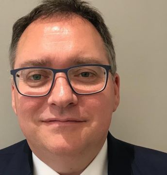  Sir Christian Sweeting